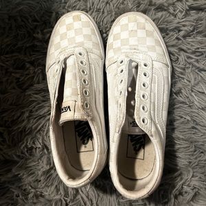 Off white checkered vans ✨FREE SHIPPING✨